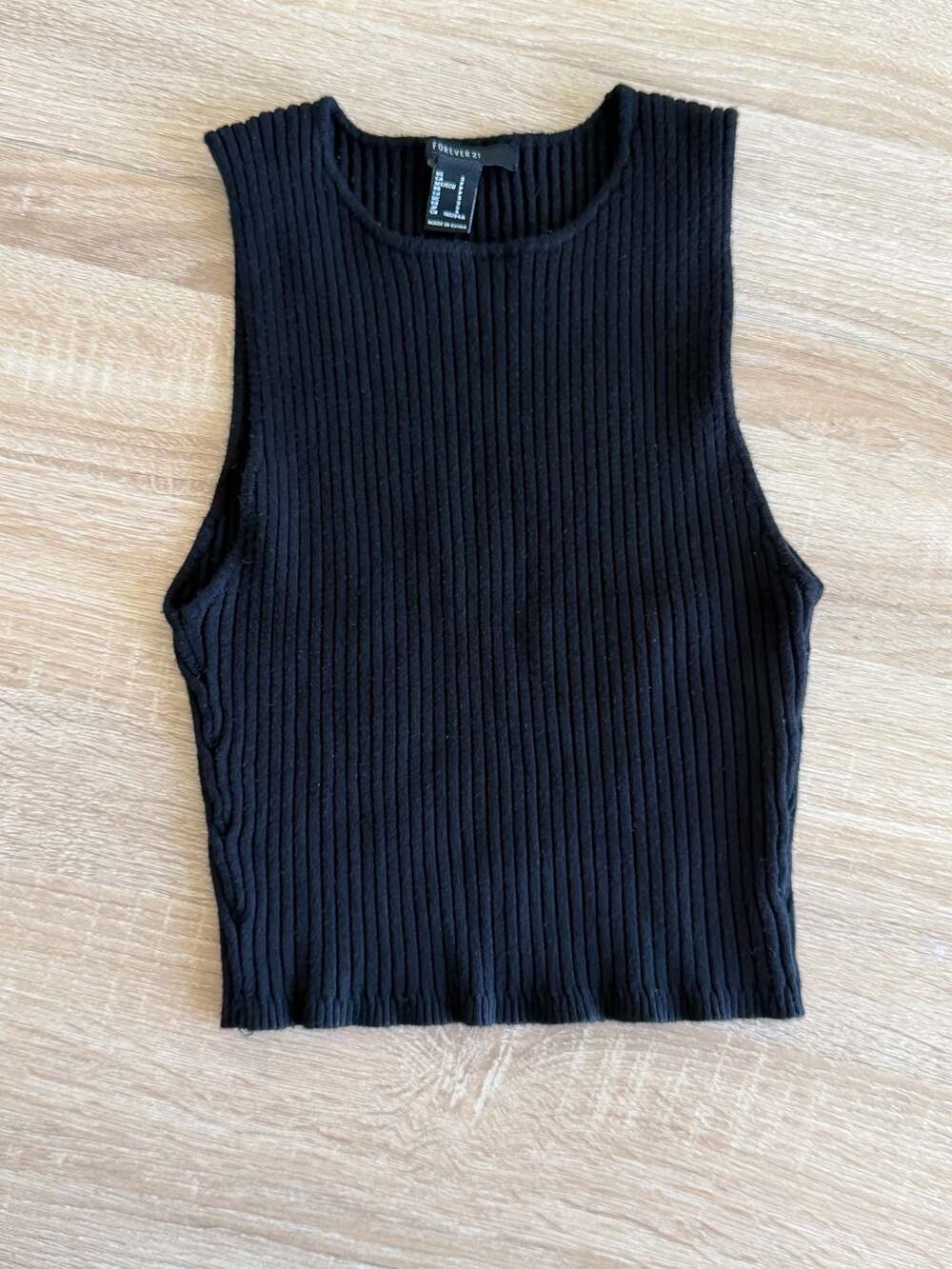 Forever 21 Ribbed Knit Sleeveless Crop Tank Top